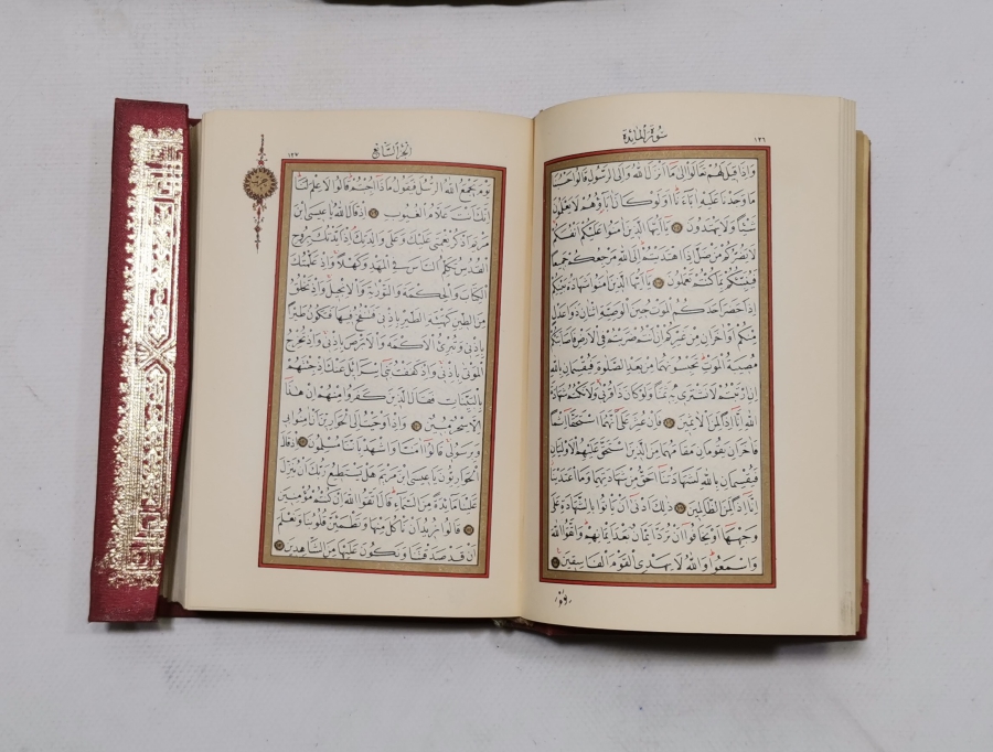 ORİJİNAL KABINDA ANTİKA KUR'AN-I KERİM