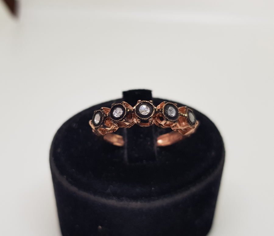 ELMAS TAŞLI BEŞTAŞ MODEL YÜZÜK