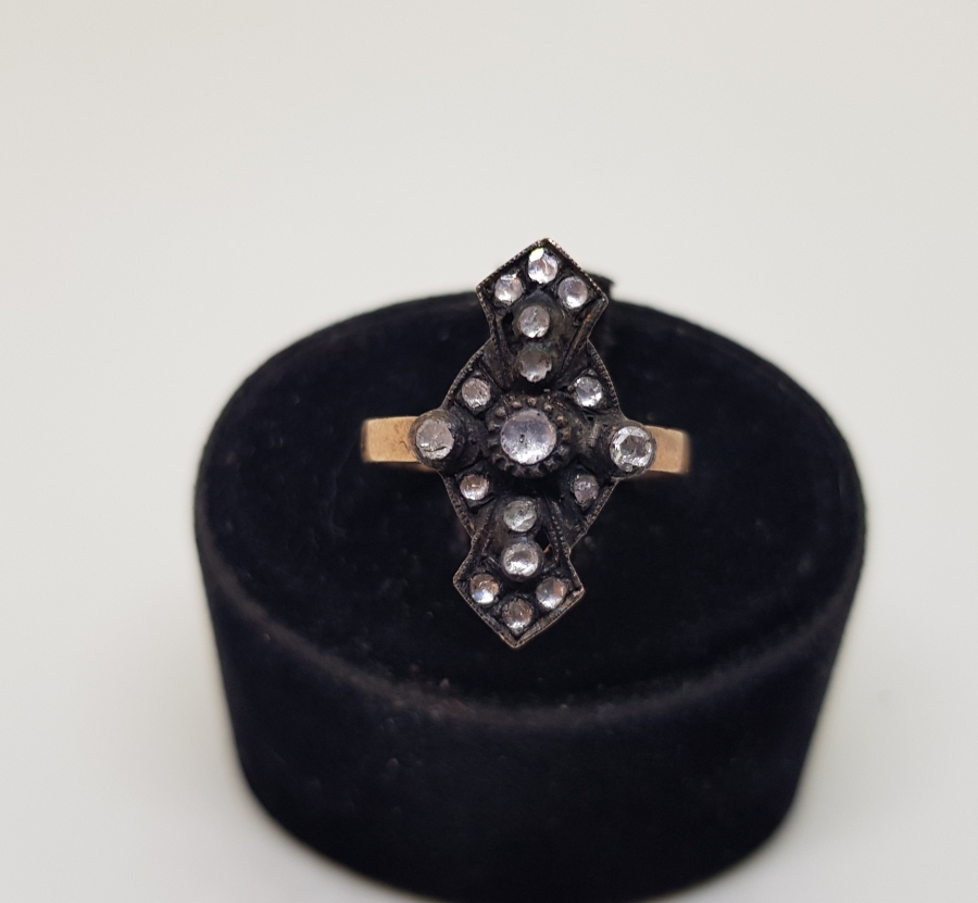 KALKAN MODEL ELMAS TAŞLI YÜZÜK