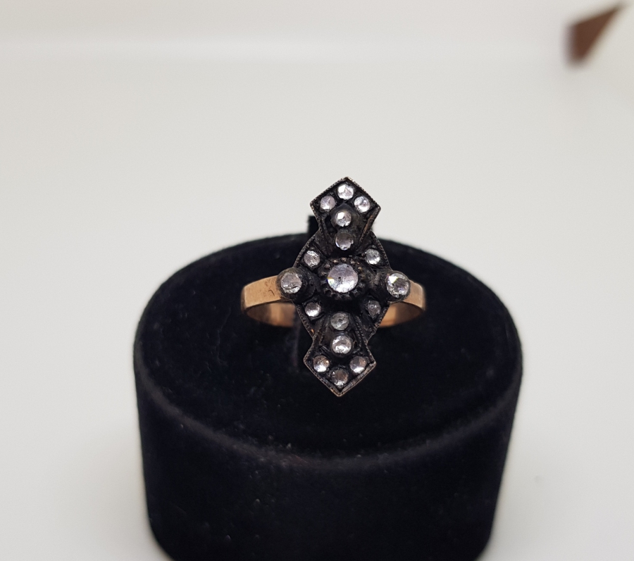 KALKAN MODEL ELMAS TAŞLI YÜZÜK