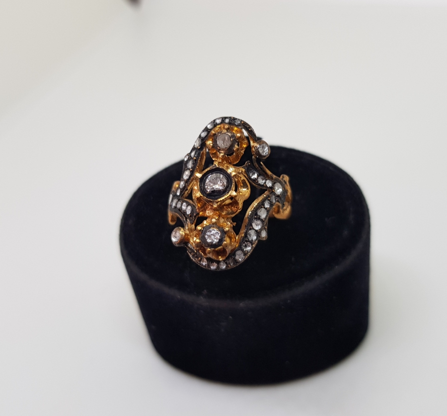 ANTİK MODEL ELMAS TAŞLI YÜZÜK