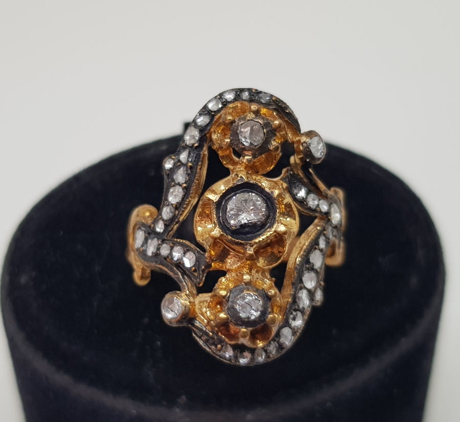 ANTİK MODEL ELMAS TAŞLI YÜZÜK