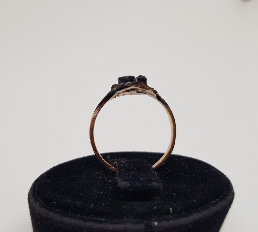 ZÜMRÜT VE ELMAS TAŞLI GİRİT MODELİ YÜZÜK