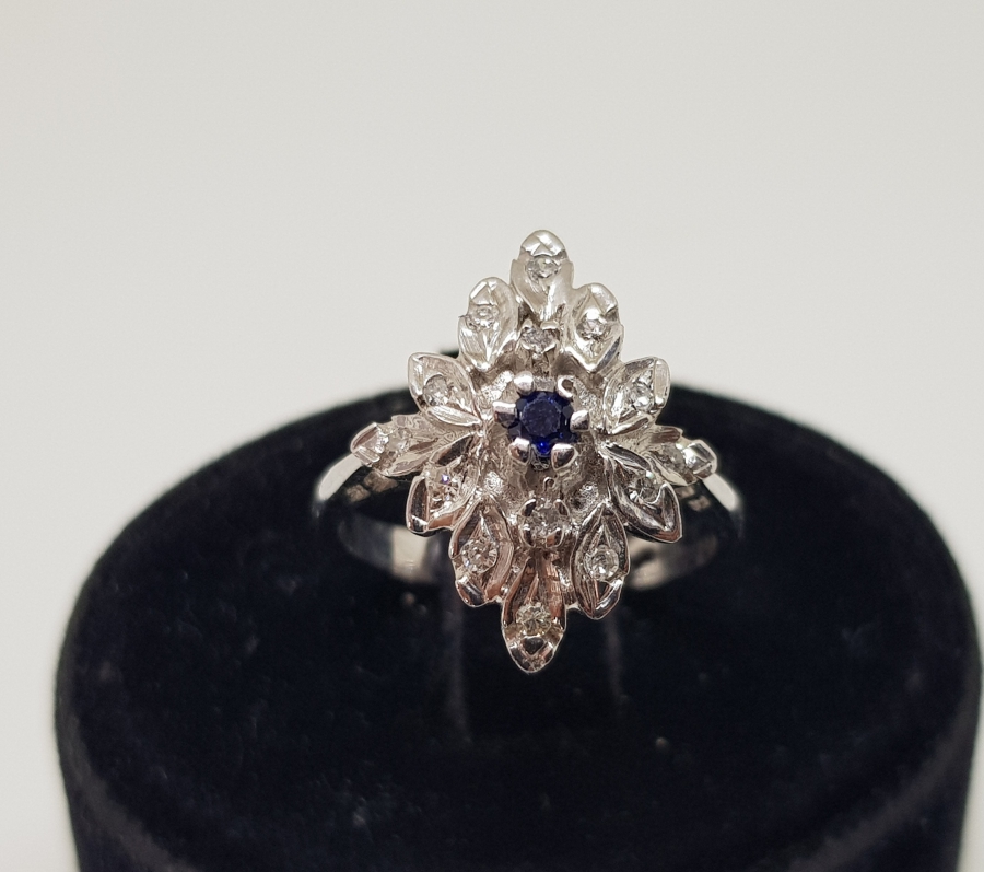 SAFİR VE PIRLANTA TAŞLI YAPRAK FORMLU YÜZÜK