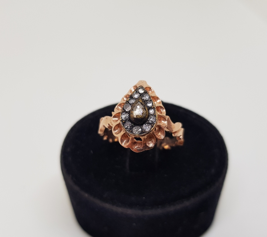 DAMLA MODEL ELMAS TAŞLI YÜZÜK