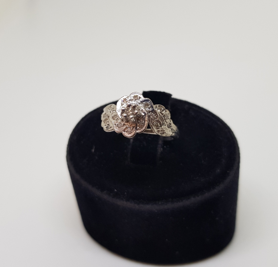 ELMAS TAŞLI MİNİ KUBBELİ MODEL YÜZÜK