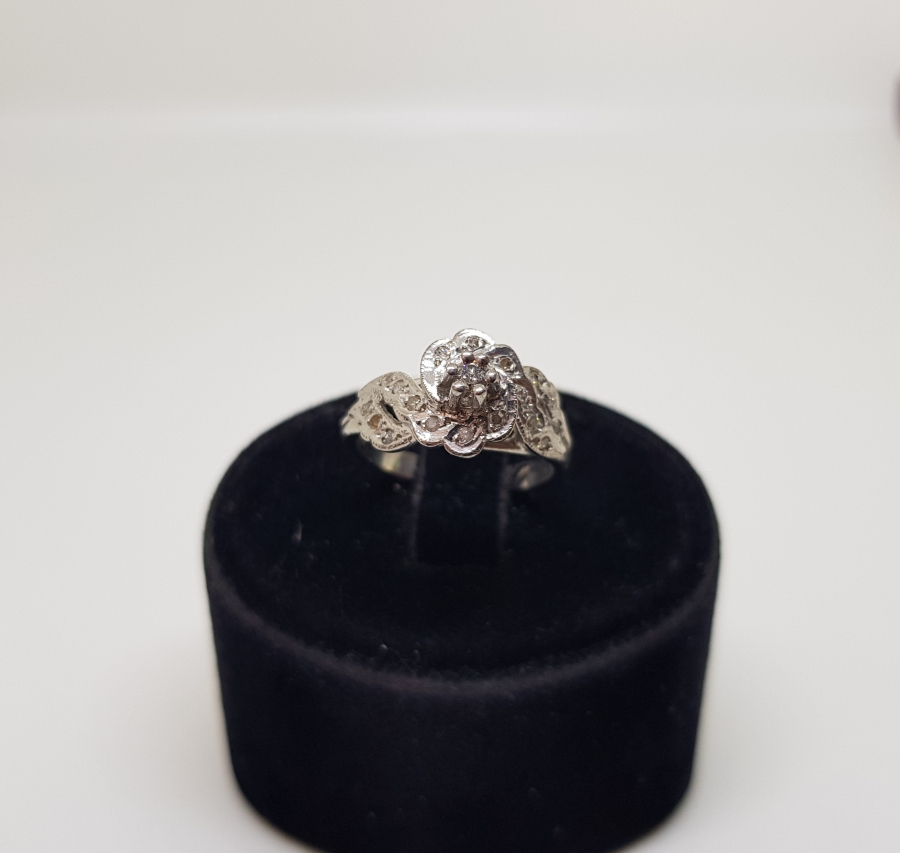 ELMAS TAŞLI MİNİ KUBBELİ MODEL YÜZÜK