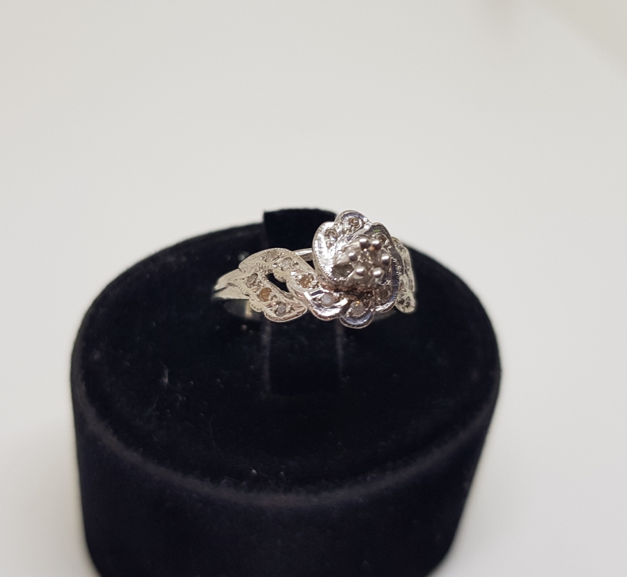 ELMAS TAŞLI MİNİ KUBBELİ MODEL YÜZÜK