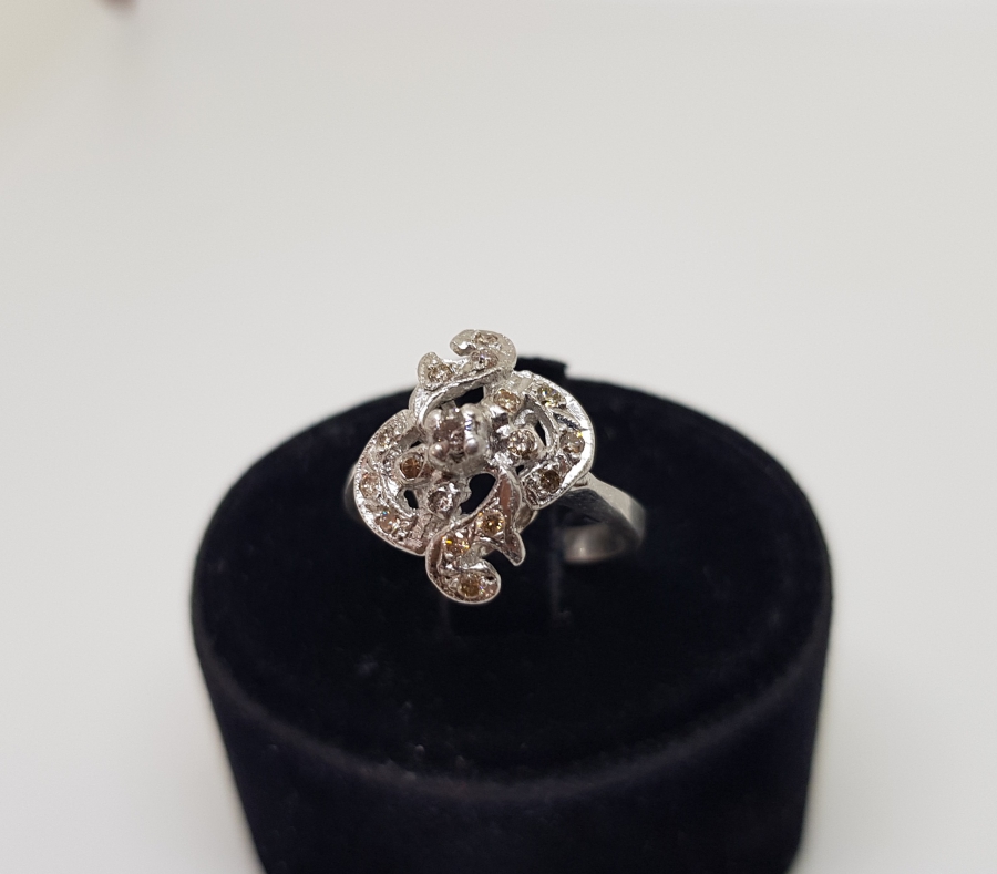 BROWN PIRLANTA TAŞLI YÜZÜK