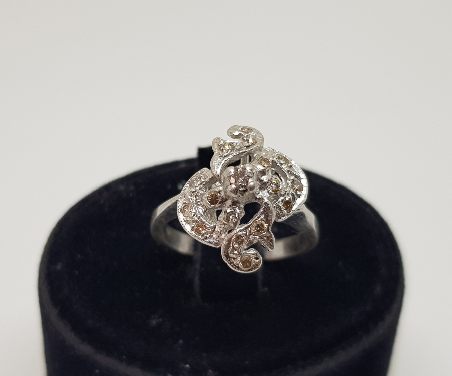 BROWN PIRLANTA TAŞLI YÜZÜK