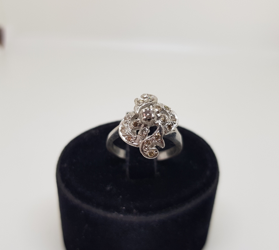 BROWN PIRLANTA TAŞLI YÜZÜK