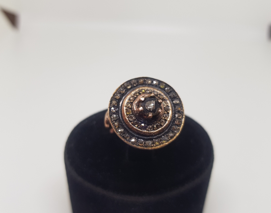 ELMAS TAŞLI KALKAN MODEL YÜZÜK