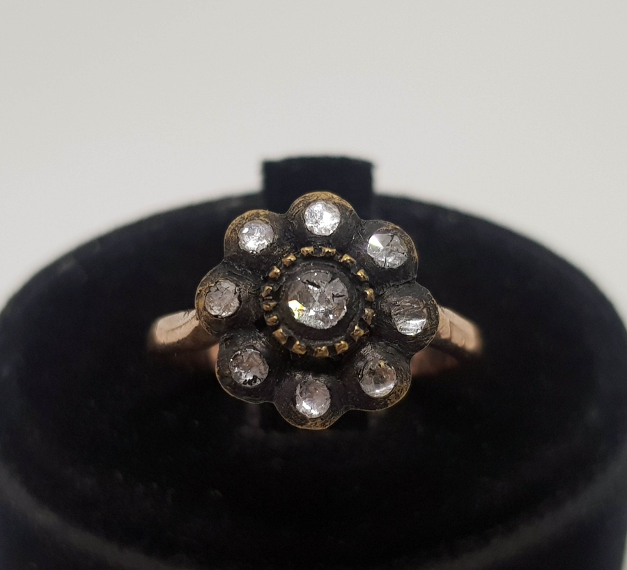 ELMAS TAŞLI PAPATYA YÜZÜK