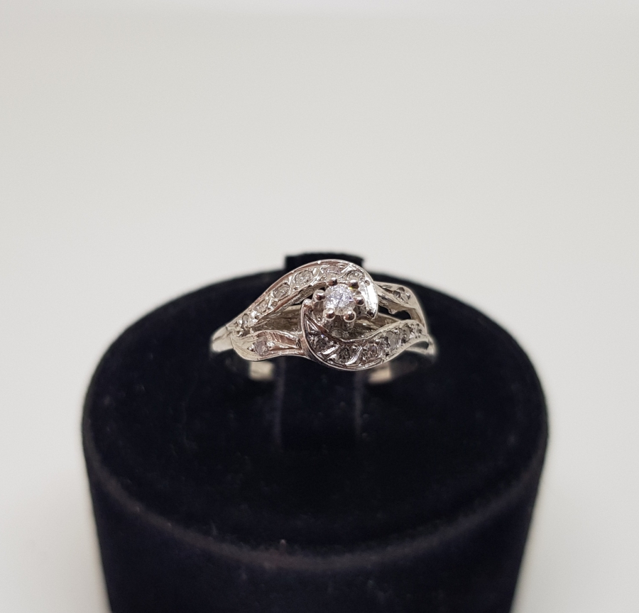 PIRLANTA TAŞLI SALYANGOZ MODEL YÜZÜK