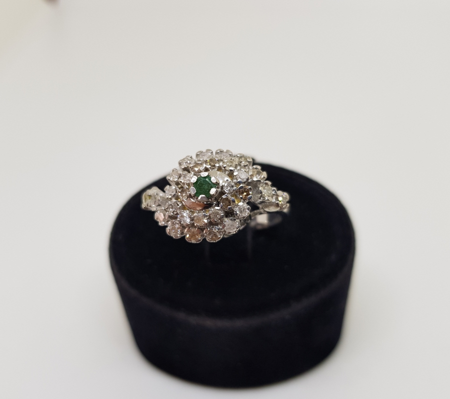 SARMAL MODEL PIRLANTA YÜZÜK