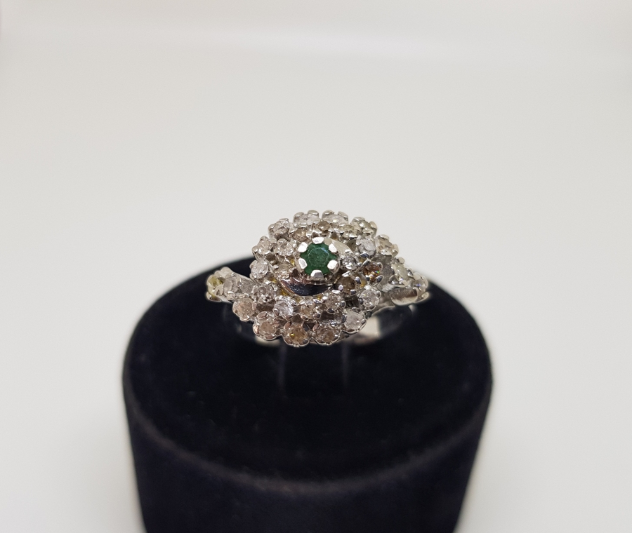 SARMAL MODEL PIRLANTA YÜZÜK