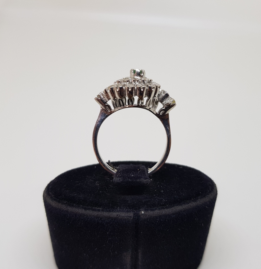 SARMAL MODEL PIRLANTA YÜZÜK