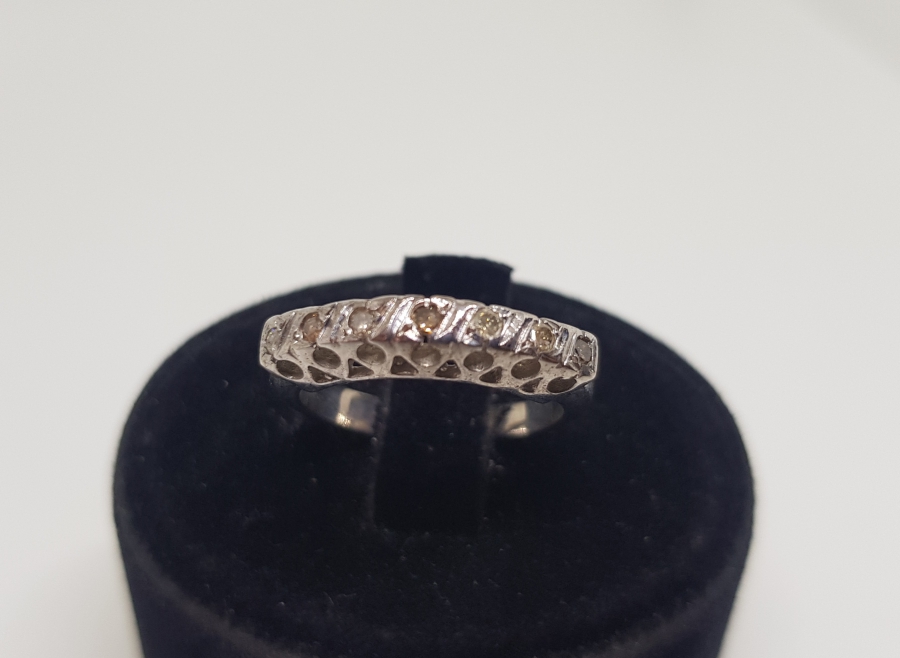 PIRLANTA TAŞLI YEDİTAŞ MODEL YÜZÜK