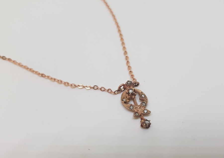 GİRİT MODELİ ELMAS TAŞLI KOLYE UCU