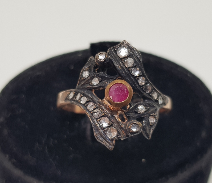 ELMAS VE YAKUT TAŞLI YÜZÜK