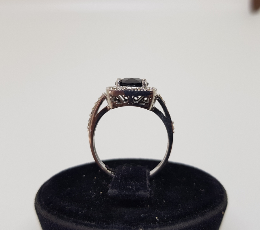 FASETA KESİMLİ SİTRİN VE PIRLANTA TAŞLI YÜZÜK