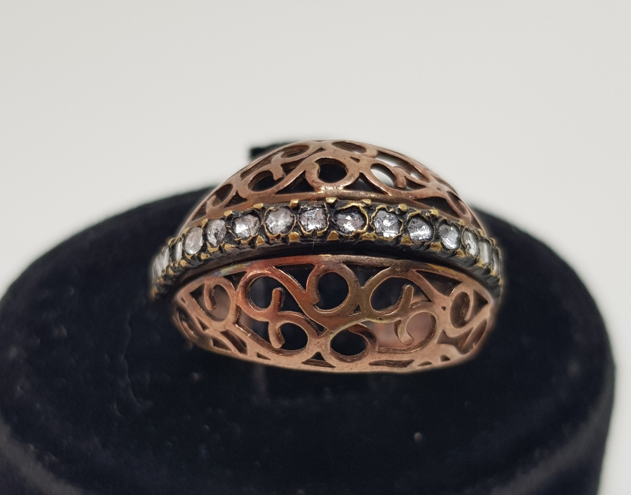 YARIM TUR MODEL TESTERE İŞÇİLİKLİ ELMAS TAŞLI YÜZÜK