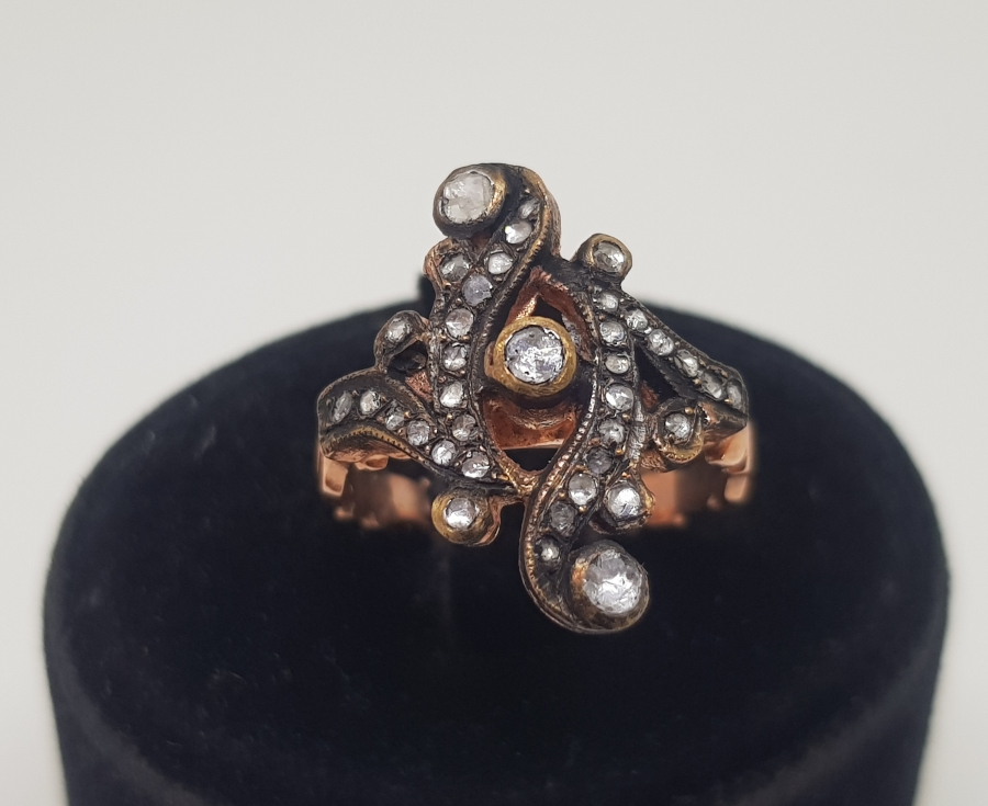 NAZAR İÇİN YAPILMIŞ ELMAS TAŞLI YÜZÜK