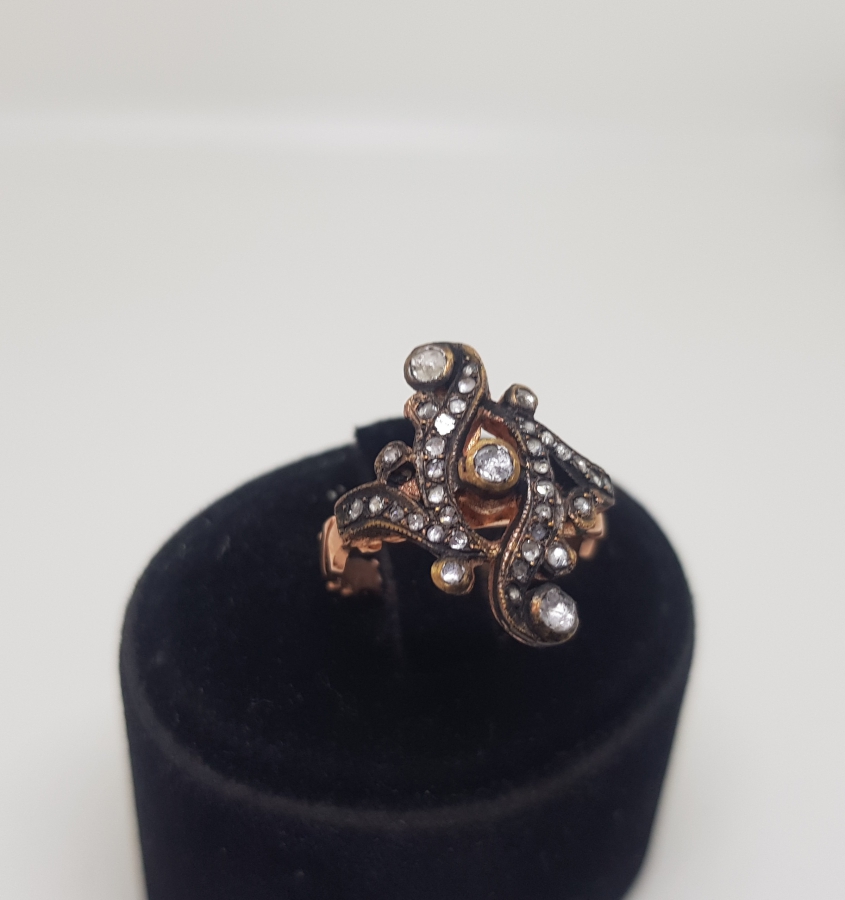 NAZAR İÇİN YAPILMIŞ ELMAS TAŞLI YÜZÜK