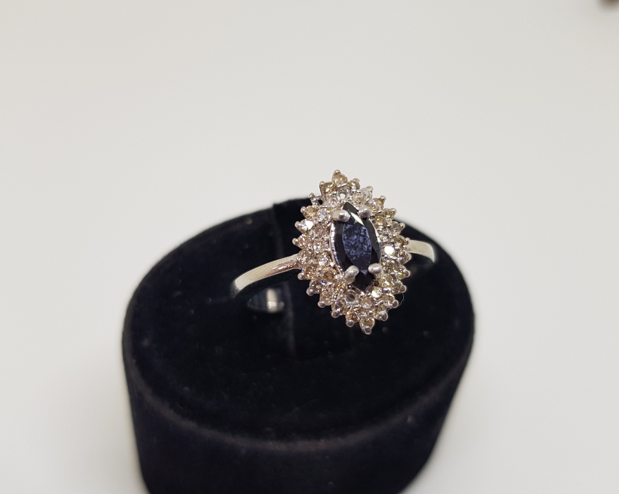 GRANAT VE PIRLANTA TAŞLI OVAL MODEL YÜZÜK