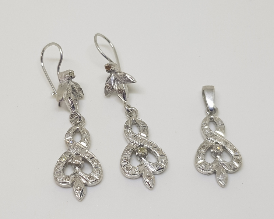 SONSUZLUK MODELİ PIRLANTA TAŞLI KOLYE KÜPE SETİ