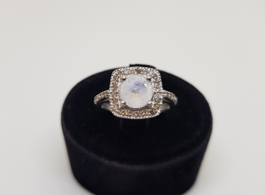 DUMANLI KUVARZ VE PIRLANTA TAŞLI YÜZÜK