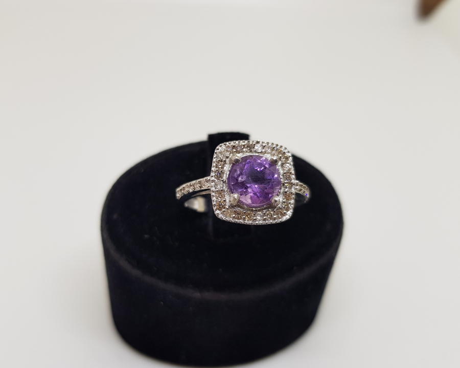 PIRLANTA VE AMETİST TAŞLI KARE MODEL YÜZÜK