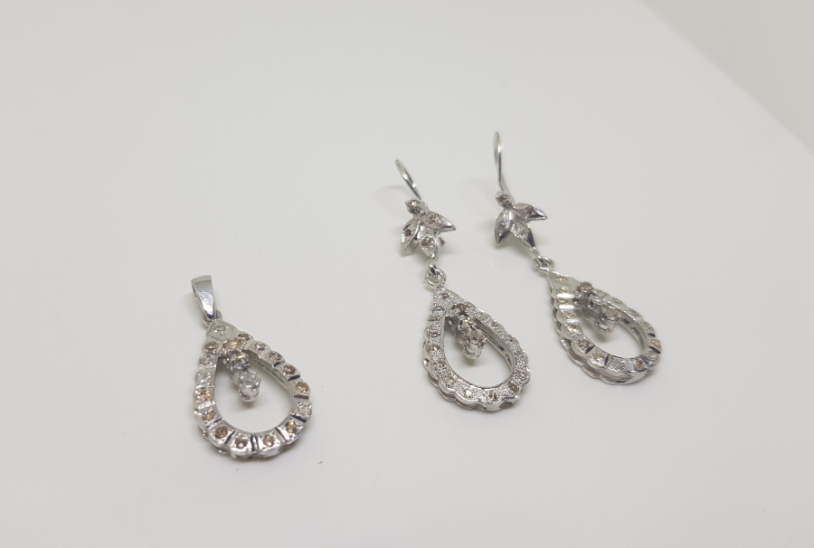 DAMLA MODEL PIRLANTA TAŞLI KOLYE KÜPE SETİ