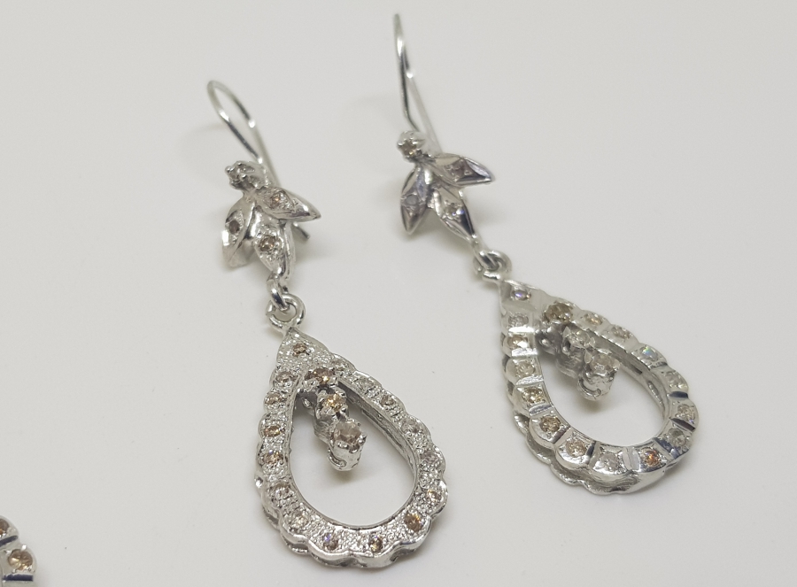 DAMLA MODEL PIRLANTA TAŞLI KOLYE KÜPE SETİ