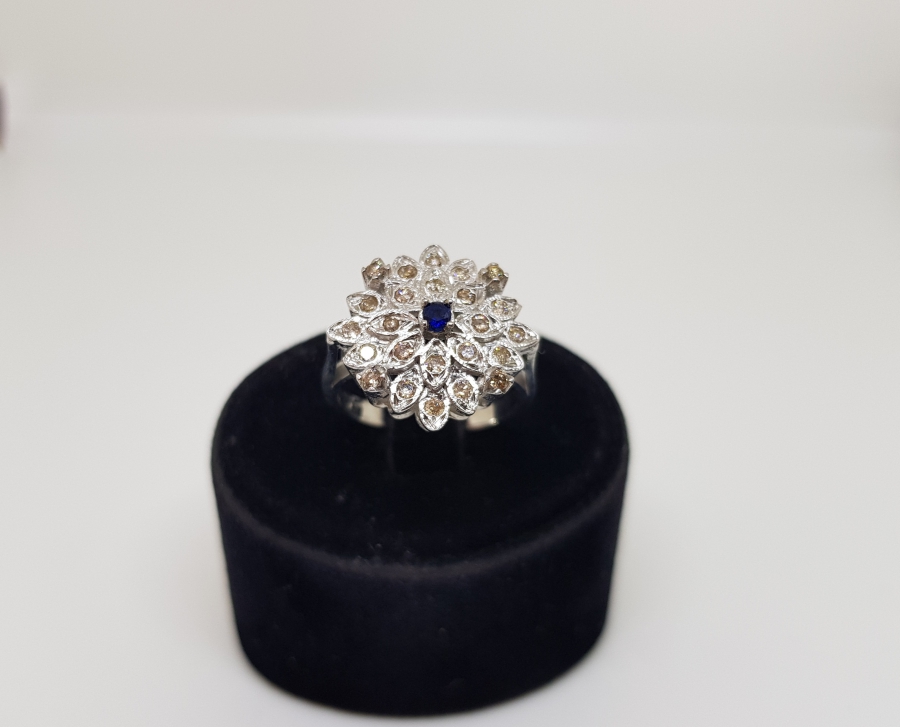 SAFİR VE PIRLANTA TAŞLI GÜNEŞ MODELİ YÜZÜK