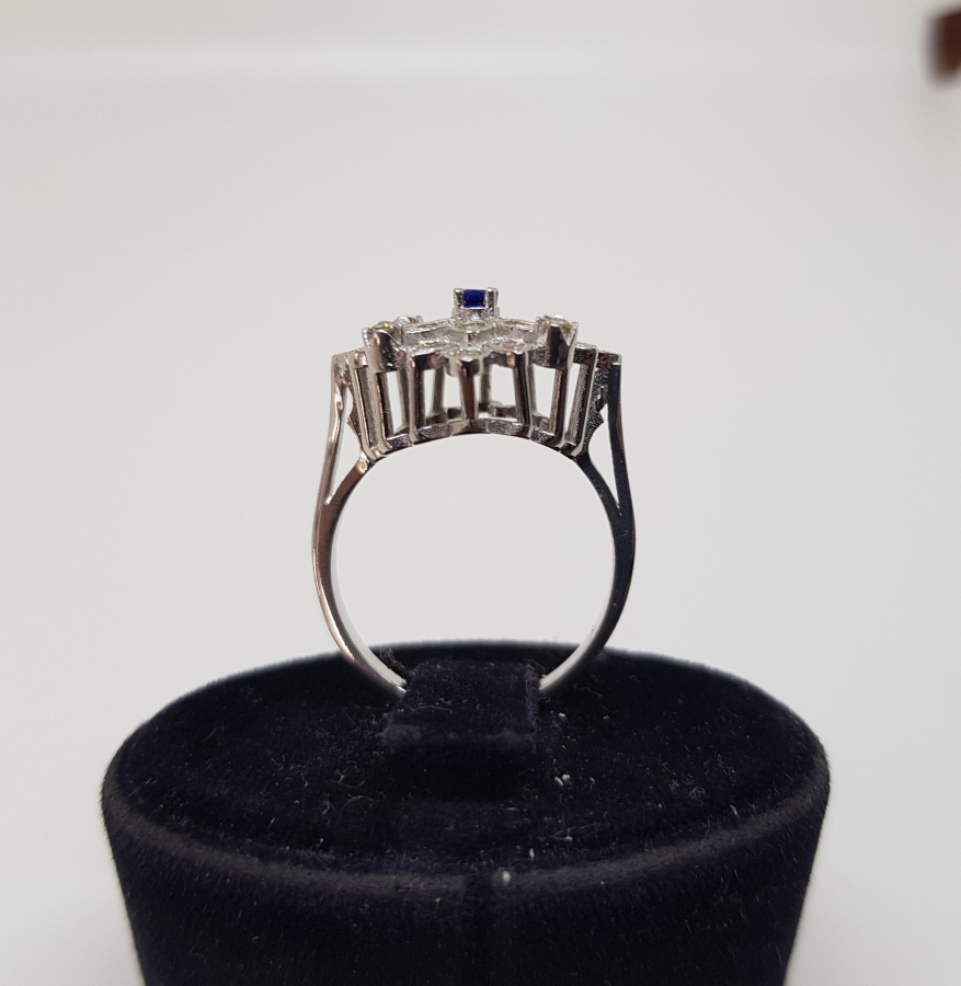 SAFİR VE PIRLANTA TAŞLI GÜNEŞ MODELİ YÜZÜK