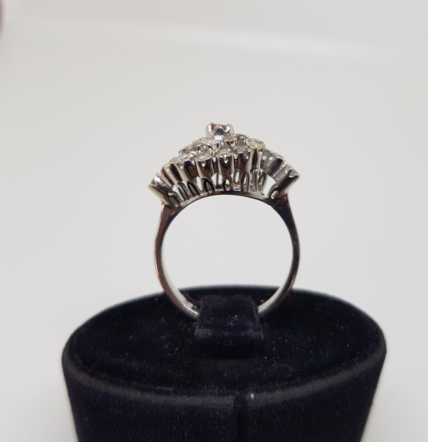 YAKUT VE PIRLANTA TAŞLI SONSUZLUK MODELİ YÜZÜK