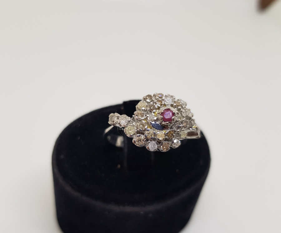 YAKUT VE PIRLANTA TAŞLI SONSUZLUK MODELİ YÜZÜK