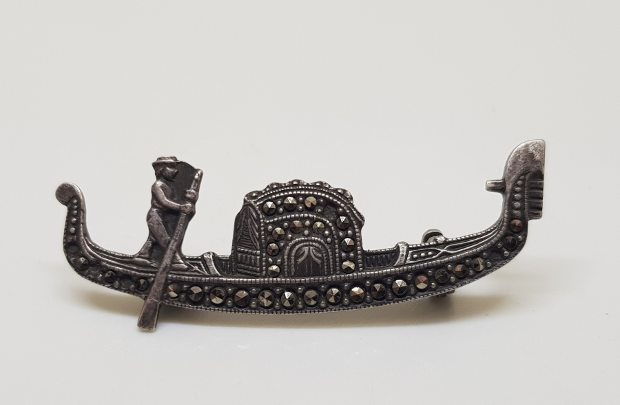 KAYIK FORMLU ÖZEL YAPIM GÜMÜŞ BROŞ