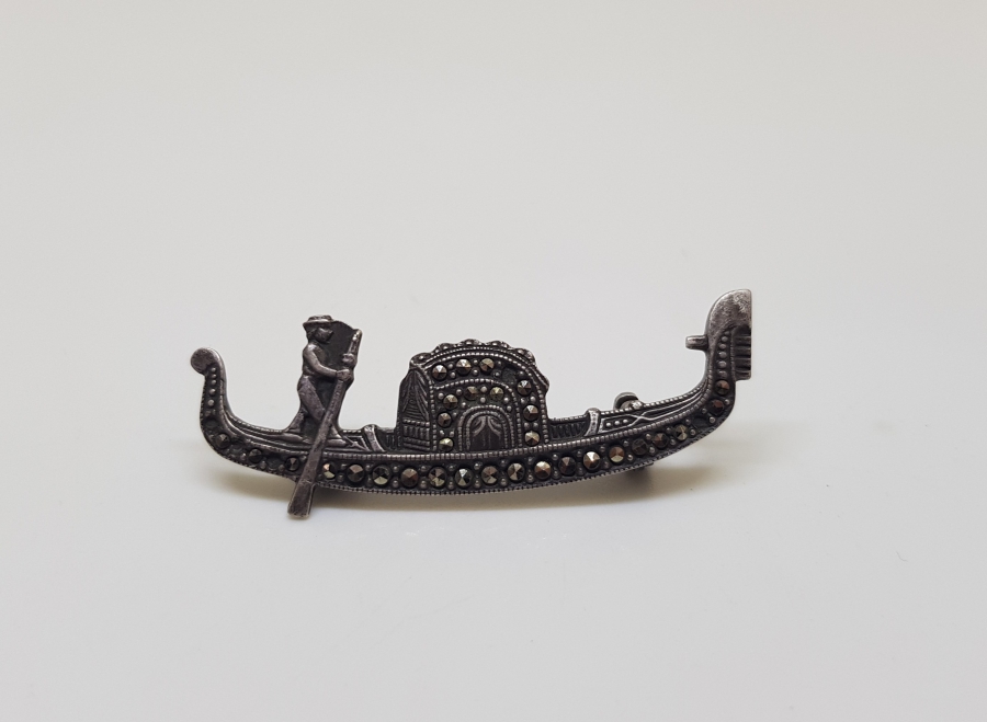 KAYIK FORMLU ÖZEL YAPIM GÜMÜŞ BROŞ