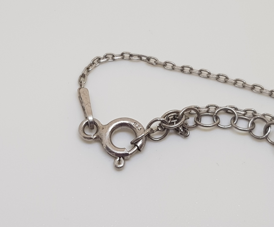 GÜMÜŞ ZİNCİRİYLE MARGAZİT TAŞLI SONSUZLUK KOLYESİ