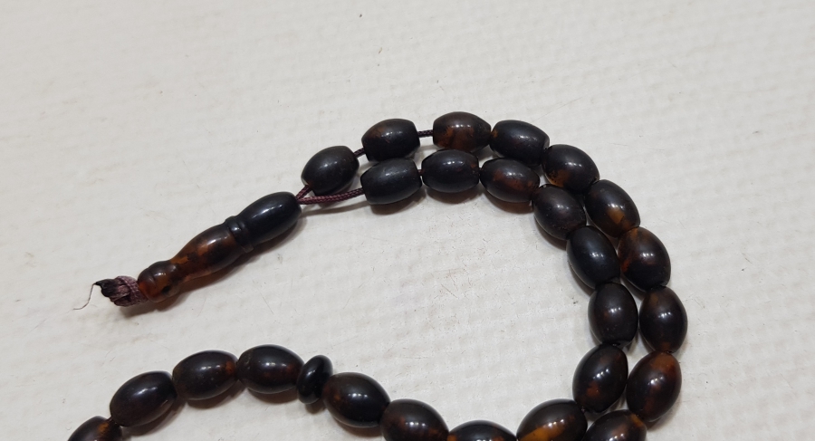 DAMLA KEHRİBAR - REÇİNE TESPİH