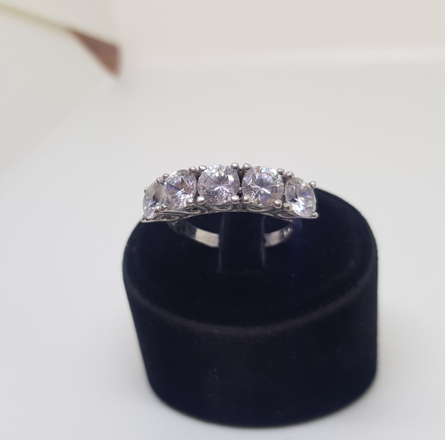 ÜZERİ MARGAZİT TAŞLI BEŞTAŞ MODEL GÜMÜŞ YÜZÜK