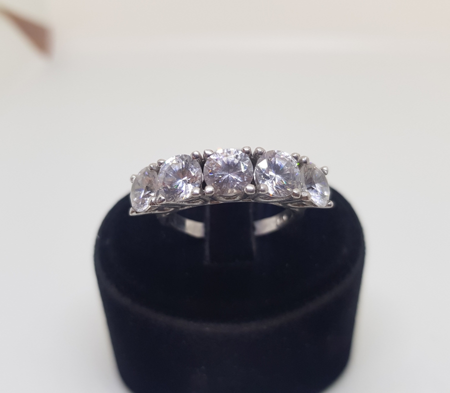 ÜZERİ MARGAZİT TAŞLI BEŞTAŞ MODEL GÜMÜŞ YÜZÜK