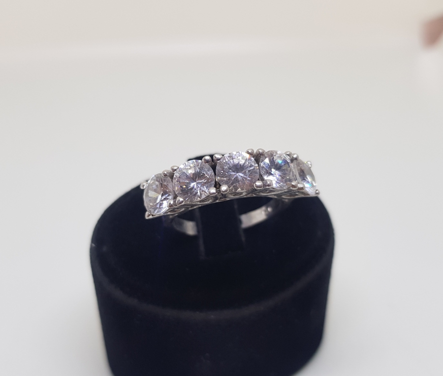 ÜZERİ MARGAZİT TAŞLI BEŞTAŞ MODEL GÜMÜŞ YÜZÜK