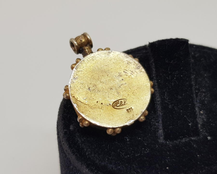 ÜZERİ AY YILDIZLI GÜMÜŞ KOLYE UCU