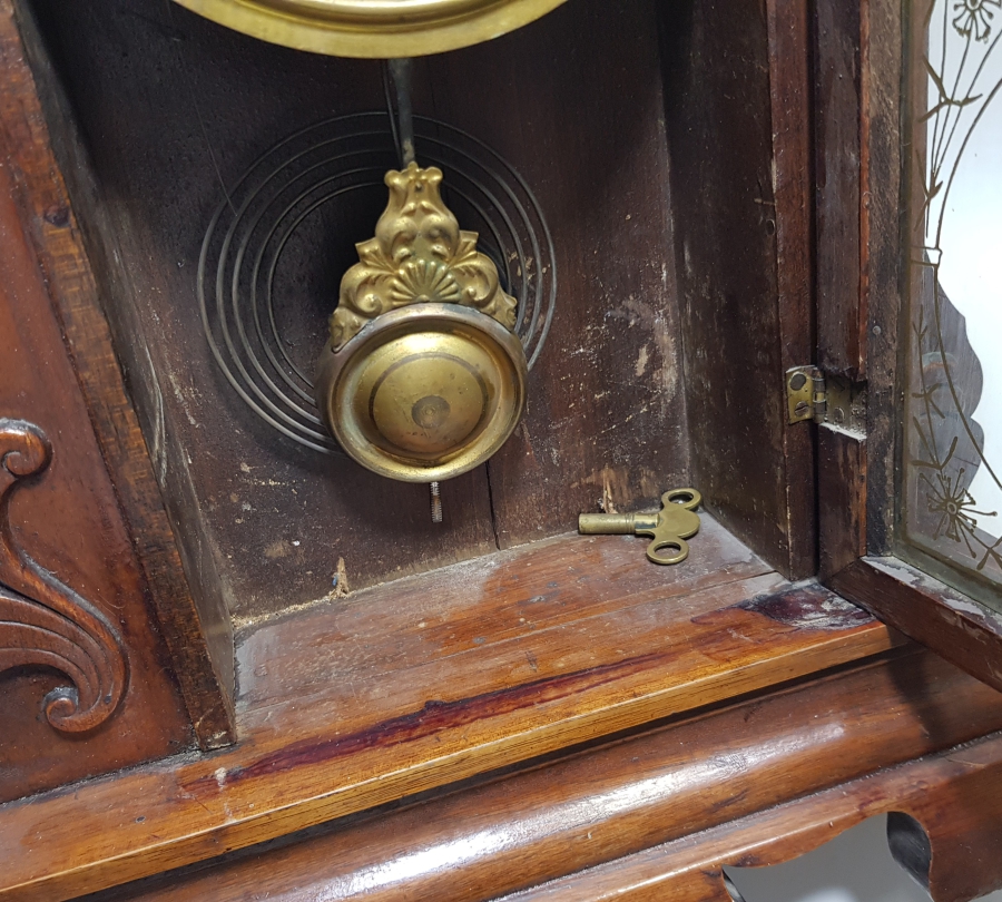 OSMANLI DÖNEMİ NADİR FORMDA BÜYÜK BOY MASA VE DUVAR SAATİ