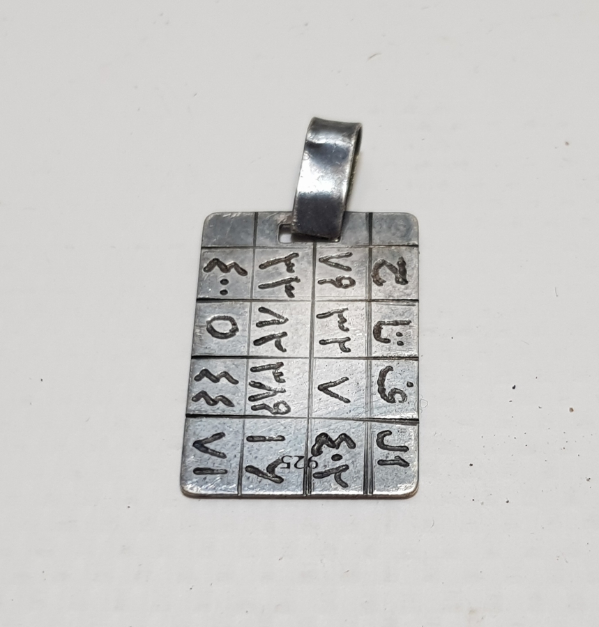 ÜZERİ TILSIMLI OSMANLI DÖNEMİ GÜMÜŞ KOLYE UCU