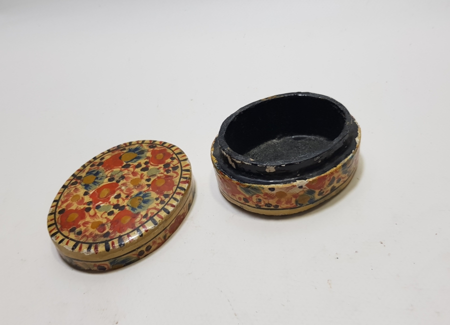 TAMAMI EL BOYAMA OSMANLI DÖNEMİ PAPİER MACHE TESPİH KUTUSU