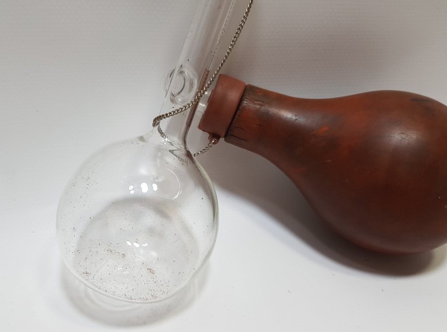 1900 BAŞLARI NADİR TIBBİ ALET